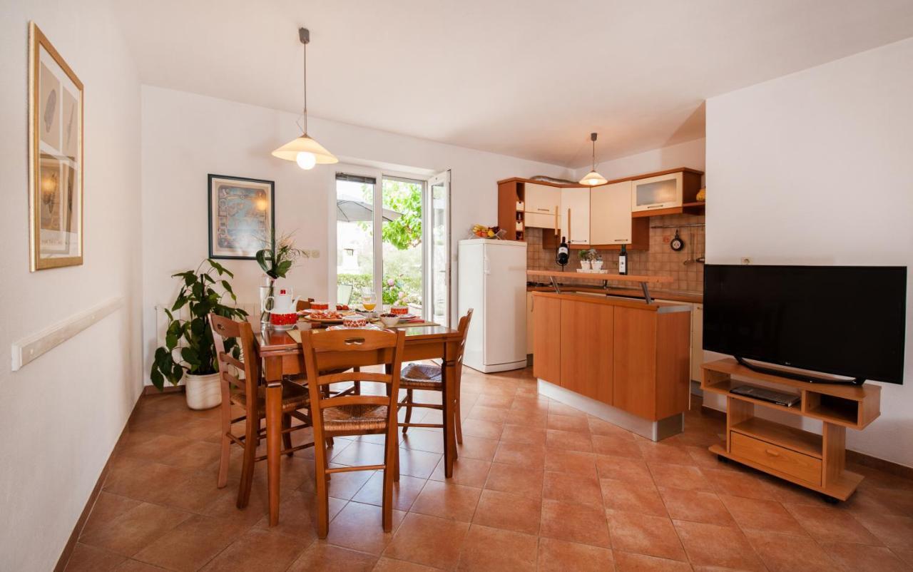 Villa Franka Bol Esterno foto