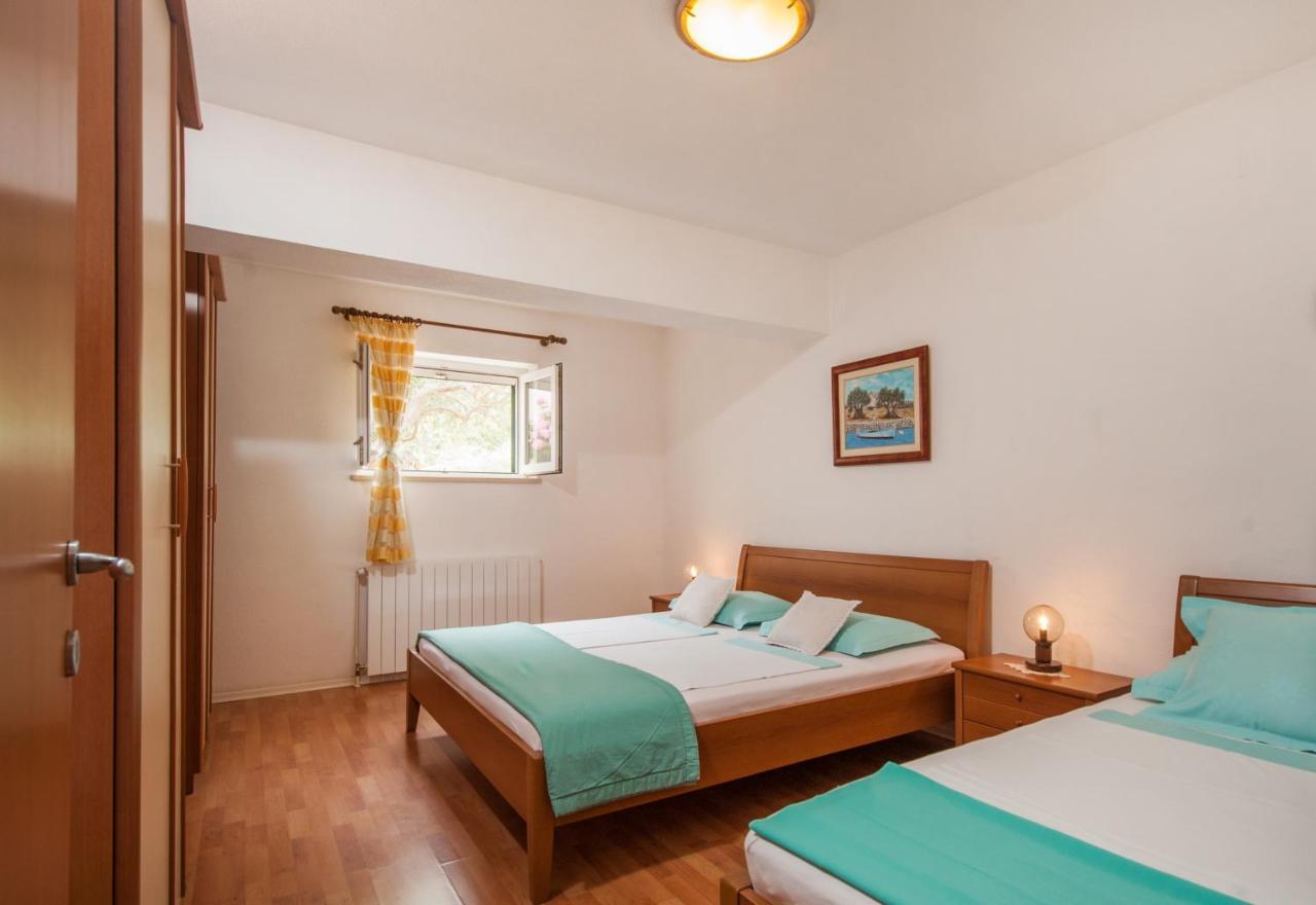 Villa Franka Bol Esterno foto